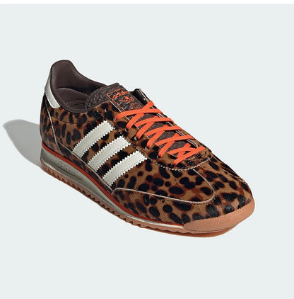 Adidas leopard